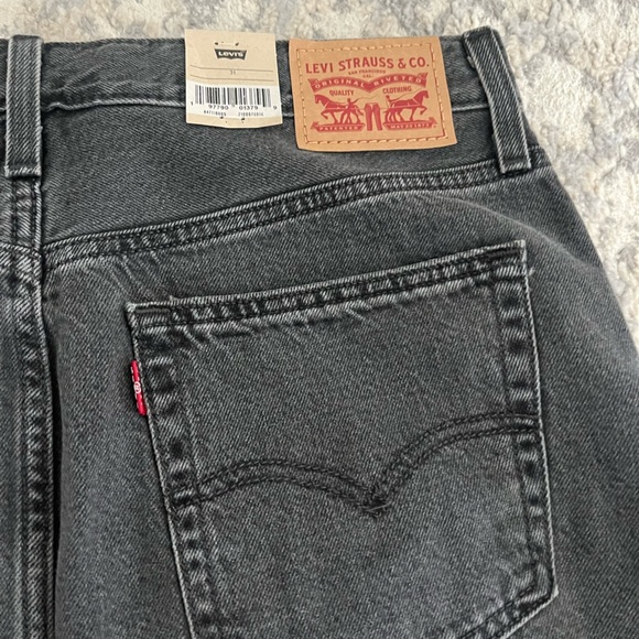 NWT Levi's Denim Cotton Blend Midi Skirt with Side Slit, Black, Size 31 - Picture 10 of 14